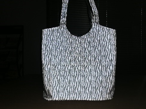 nyore-patterns yehand bag